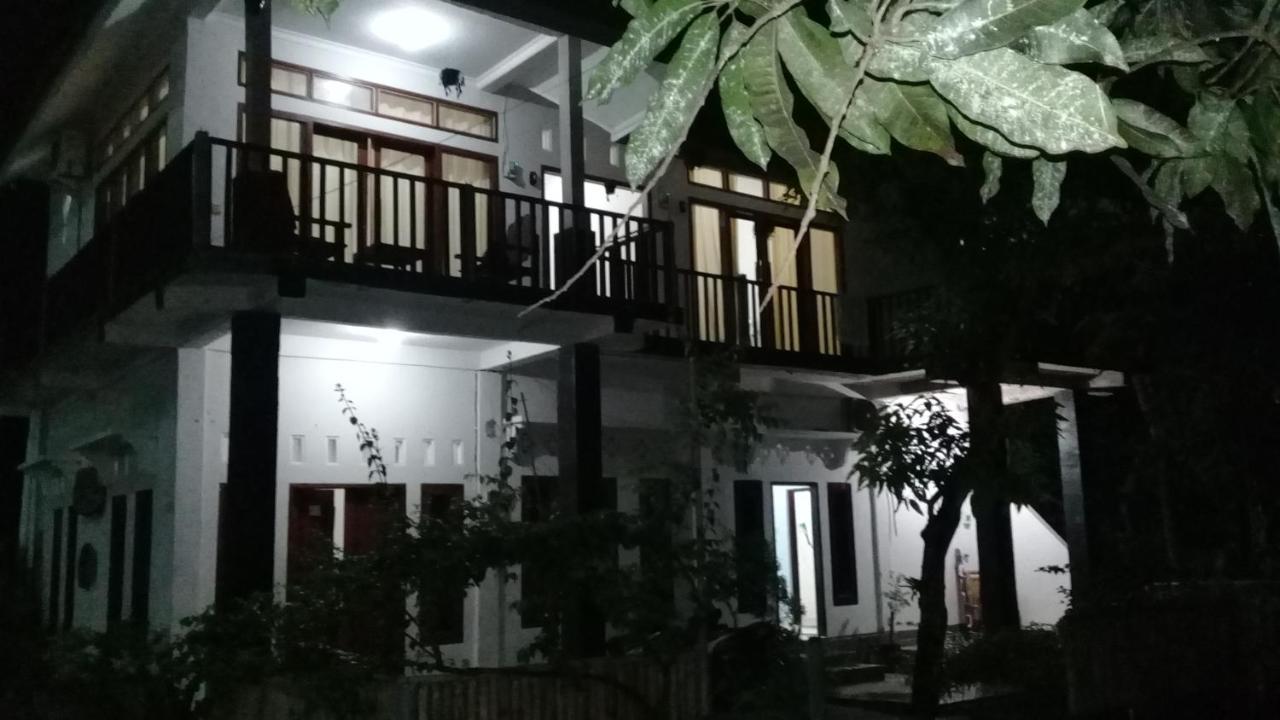 Kri Homestay Kuta  Экстерьер фото